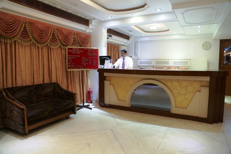 Golden Plaza Hotel Ahmedabad Exterior photo